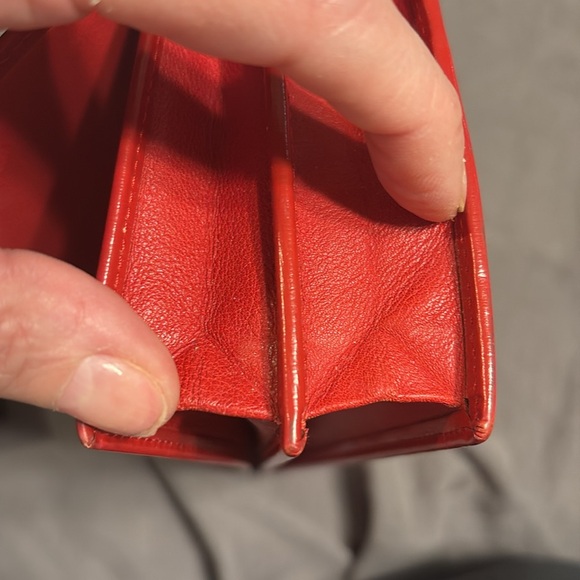 Loewe Leather Wallet, unbranded chain, wallet box & dust bag didn’t come with it - Picture 12 of 16